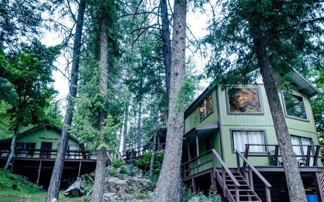 China Bar Lodge in the evening from the beach